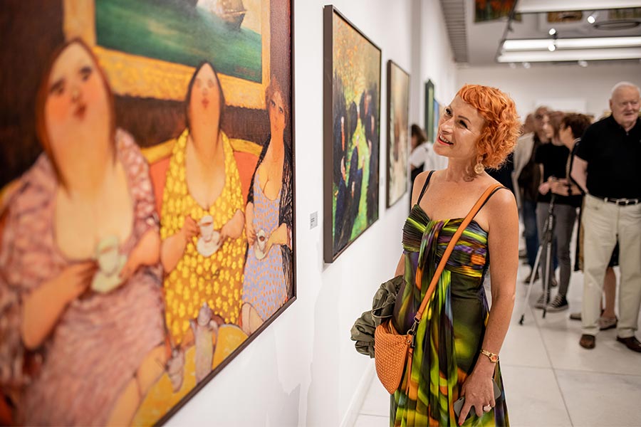 Moda na kulturę. LPP wspiera wystawę Andrzeja Umiastowskiego